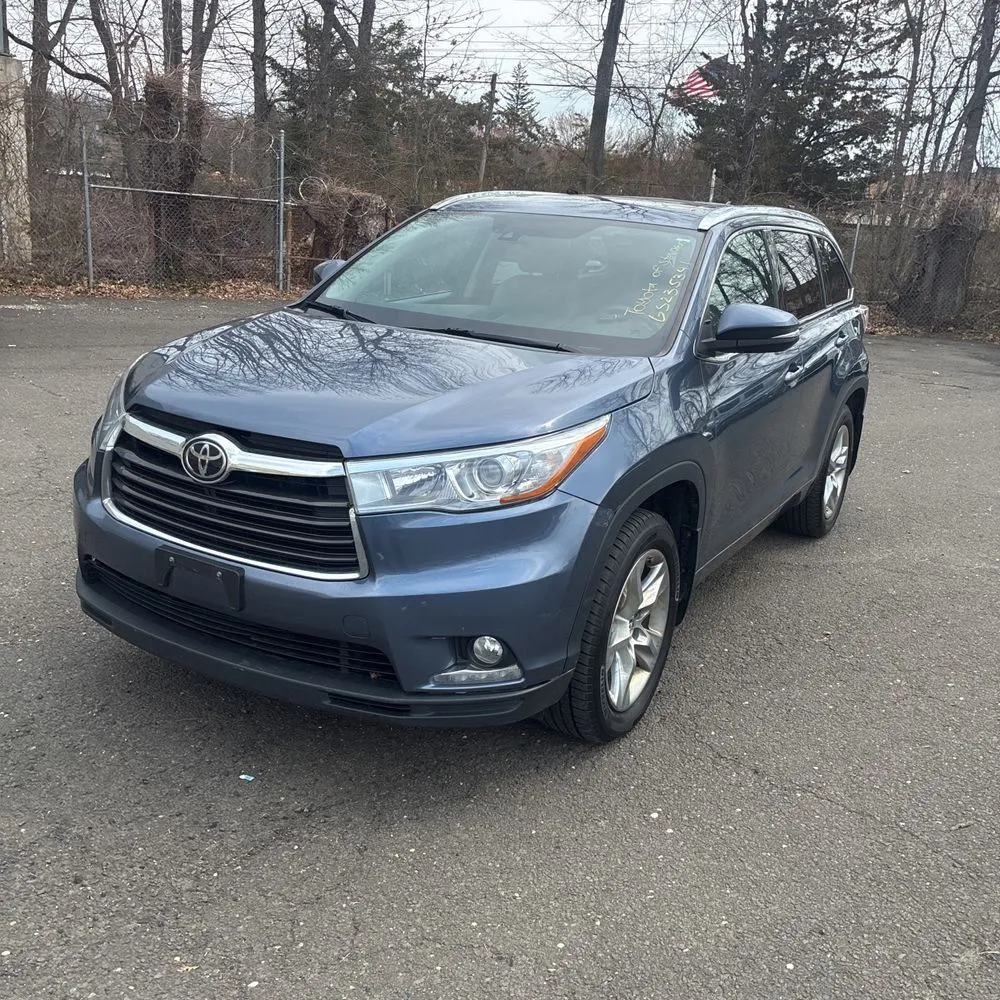 Blue 2016 Toyota Highlander Limited V6 for sale in Carlstadt, NJ