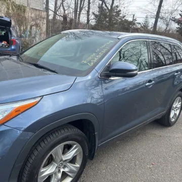 Photos of 2016 Toyota Highlander Limited V6 for sale in Carlstadt, NJ at 101 Motors