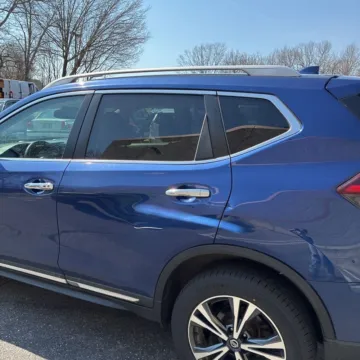 More photos of 2018 Nissan Rogue SL at 101 Motors, NJ