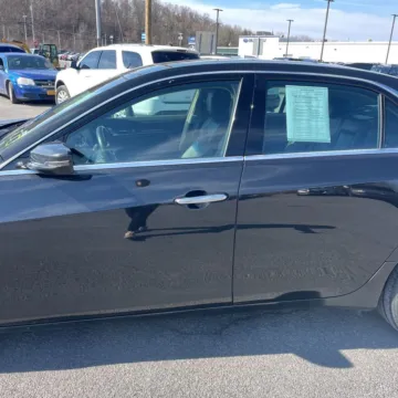 More photos of 2015 Cadillac CTS Luxury at 101 Motors, NJ