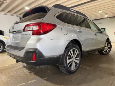 More photos of 2018 Subaru Outback 2.5i Limited at 101 Motors, NJ