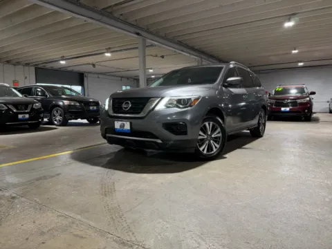 Gray 2018 Nissan Pathfinder S for sale in Carlstadt, NJ