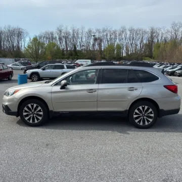 Another view of 2017 Subaru Outback 2.5i Limited for sale in Carlstadt, NJ at 101 Motors