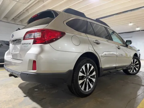More photos of 2017 Subaru Outback 2.5i Limited at 101 Motors, NJ