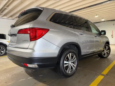 More photos of 2017 Honda Pilot EX-L at 101 Motors, NJ