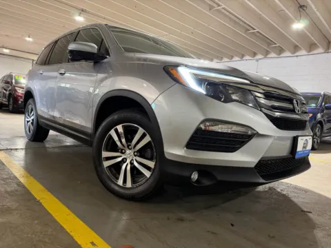More photos of 2017 Honda Pilot EX-L at 101 Motors, NJ
