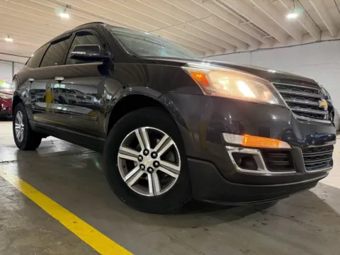 More photos of 2016 Chevrolet Traverse 2LT at 101 Motors, NJ