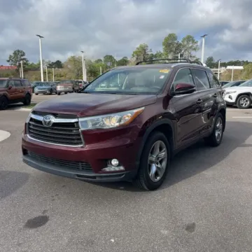 Red 2016 Toyota Highlander Limited Platinum V6 for sale in Carlstadt, NJ