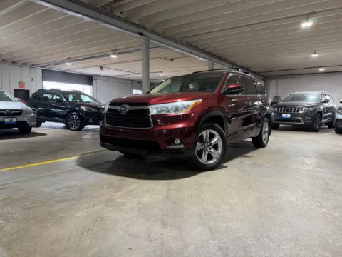 Red 2016 Toyota Highlander Limited Platinum V6 for sale in Carlstadt, NJ