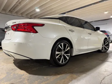 More photos of 2016 Nissan Maxima 3.5 Platinum at 101 Motors, NJ