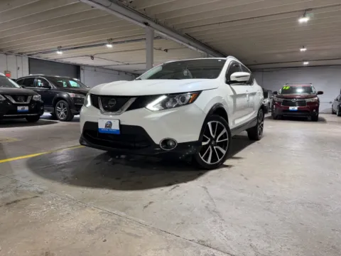 White 2018 Nissan Rogue Sport SL for sale in Carlstadt, NJ