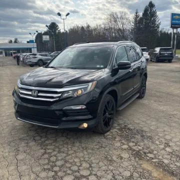 Black 2018 Honda Pilot Touring for sale in Carlstadt, NJ