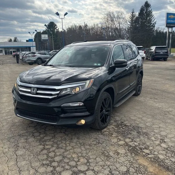 Black 2018 Honda Pilot Touring for sale in Carlstadt, NJ