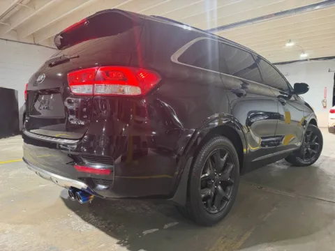 More photos of 2017 Kia Sorento 3.3L SX at 101 Motors, NJ