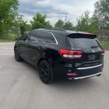 More photos of 2017 Kia Sorento 3.3L SX at 101 Motors, NJ