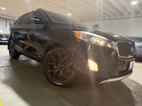More photos of 2017 Kia Sorento 3.3L SX at 101 Motors, NJ