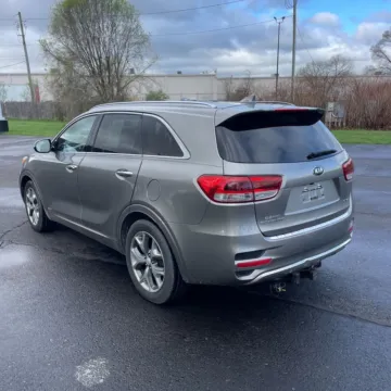 More photos of 2017 Kia Sorento 3.3L SX at 101 Motors, NJ