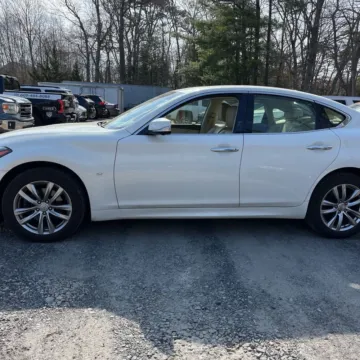 More photos of 2015 INFINITI Q70 3.7X at 101 Motors, NJ