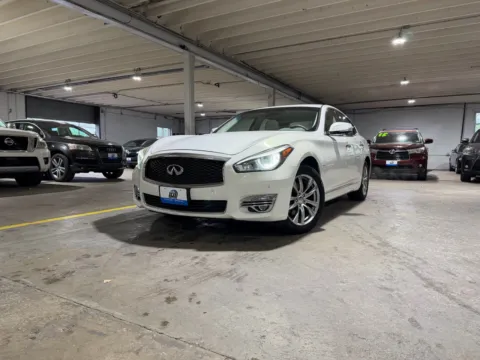 White 2015 INFINITI Q70 3.7X for sale in Carlstadt, NJ