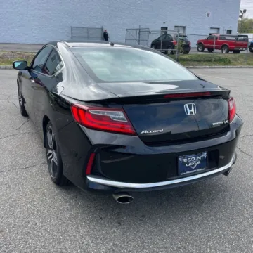 More photos of 2017 Honda Accord Touring V6 at 101 Motors, NJ