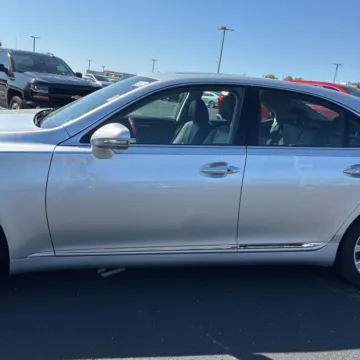 More photos of 2011 Lexus LS 460 at 101 Motors, NJ