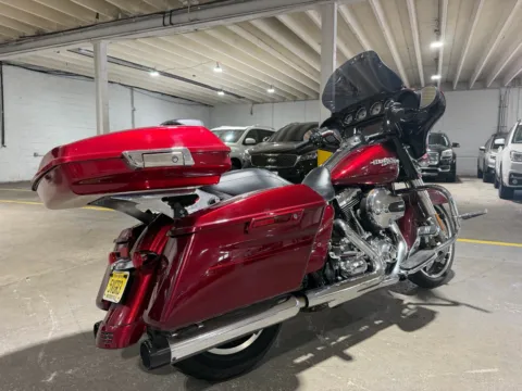 Another view of 2016 Harley-Davidson Street Glide Special for sale in Carlstadt, NJ at 101 Motors