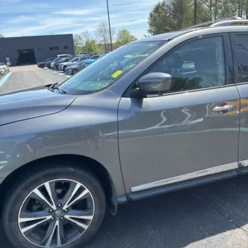 Photos of 2018 Nissan Pathfinder Platinum for sale in Carlstadt, NJ at 101 Motors