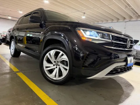 More photos of 2021 Volkswagen Atlas 3.6L V6 SE w/Technology at 101 Motors, NJ