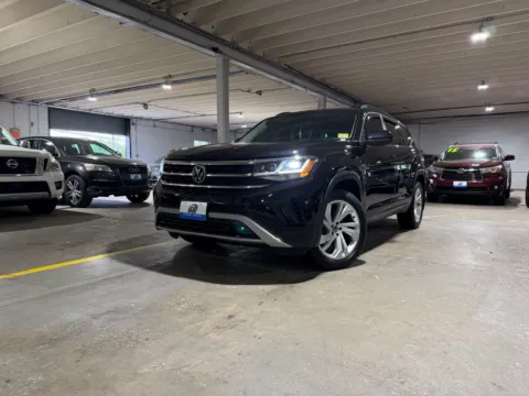 Black 2021 Volkswagen Atlas 3.6L V6 SE w/Technology for sale in Carlstadt, NJ