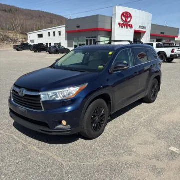 Blue 2016 Toyota Highlander Limited Platinum V6 for sale in Carlstadt, NJ