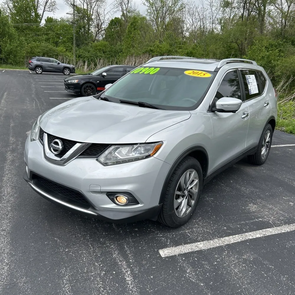 Silver 2015 Nissan Rogue SL for sale in Carlstadt, NJ