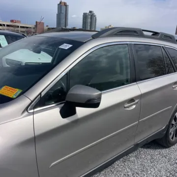 Another view of 2017 Subaru Outback 2.5i Limited for sale in Carlstadt, NJ at 101 Motors