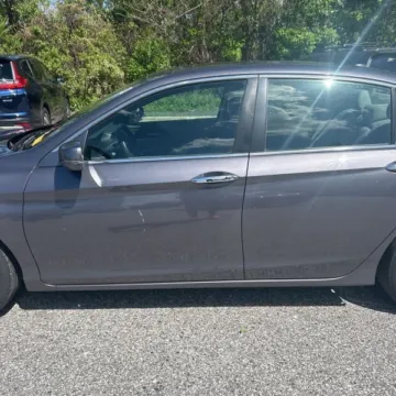 More photos of 2015 Honda Accord EX-L at 101 Motors, NJ