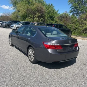 More photos of 2015 Honda Accord EX-L at 101 Motors, NJ