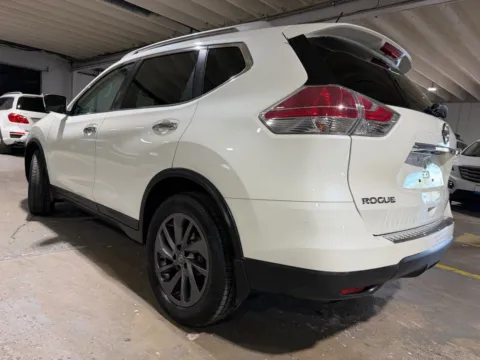 Another view of 2016 Nissan Rogue SL for sale in Carlstadt, NJ at 101 Motors