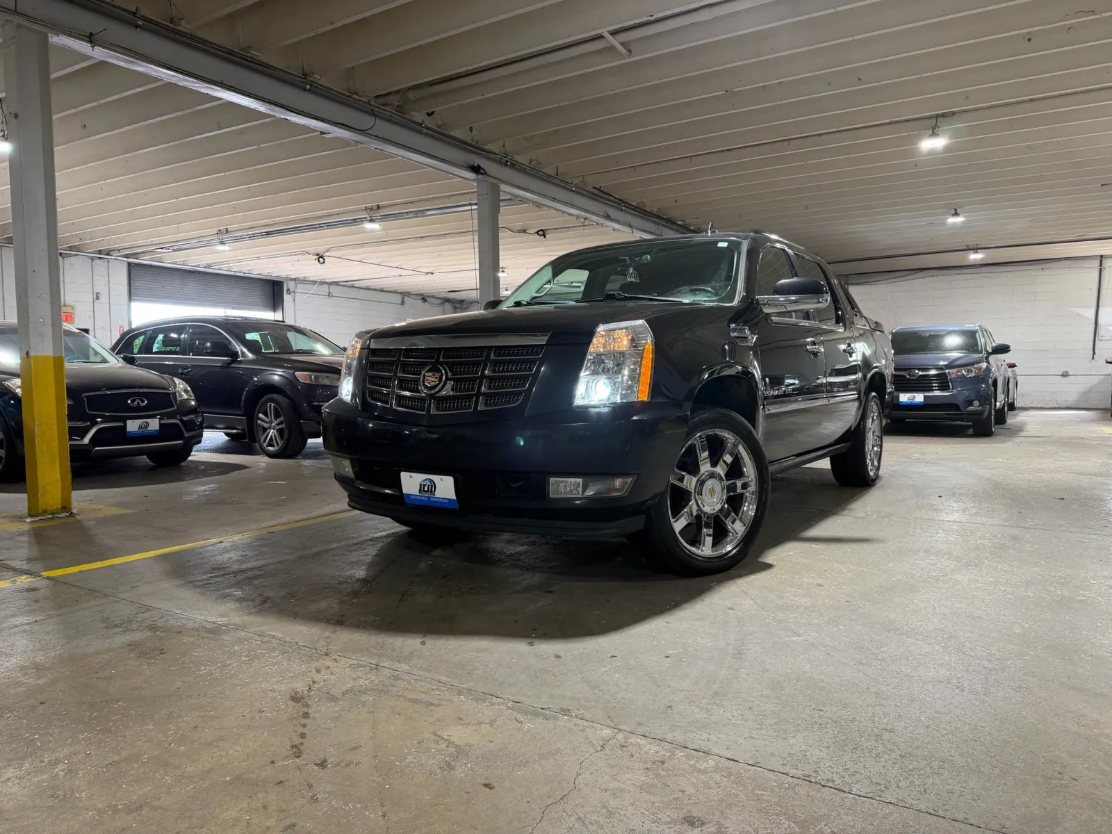 2013 Cadillac Escalade EXT Premium for sale in Carlstadt, NJ