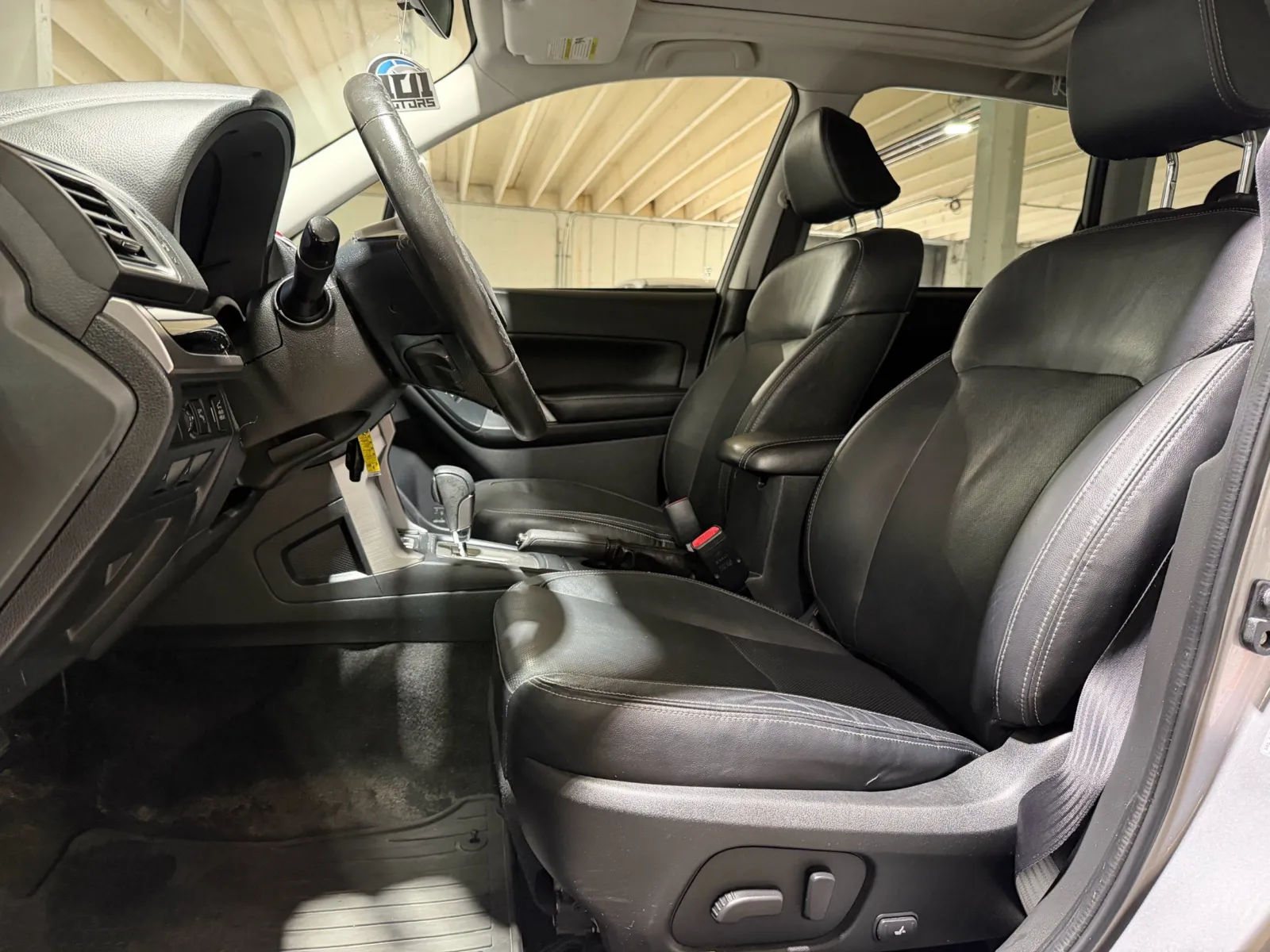 Subaru Forester photo 8