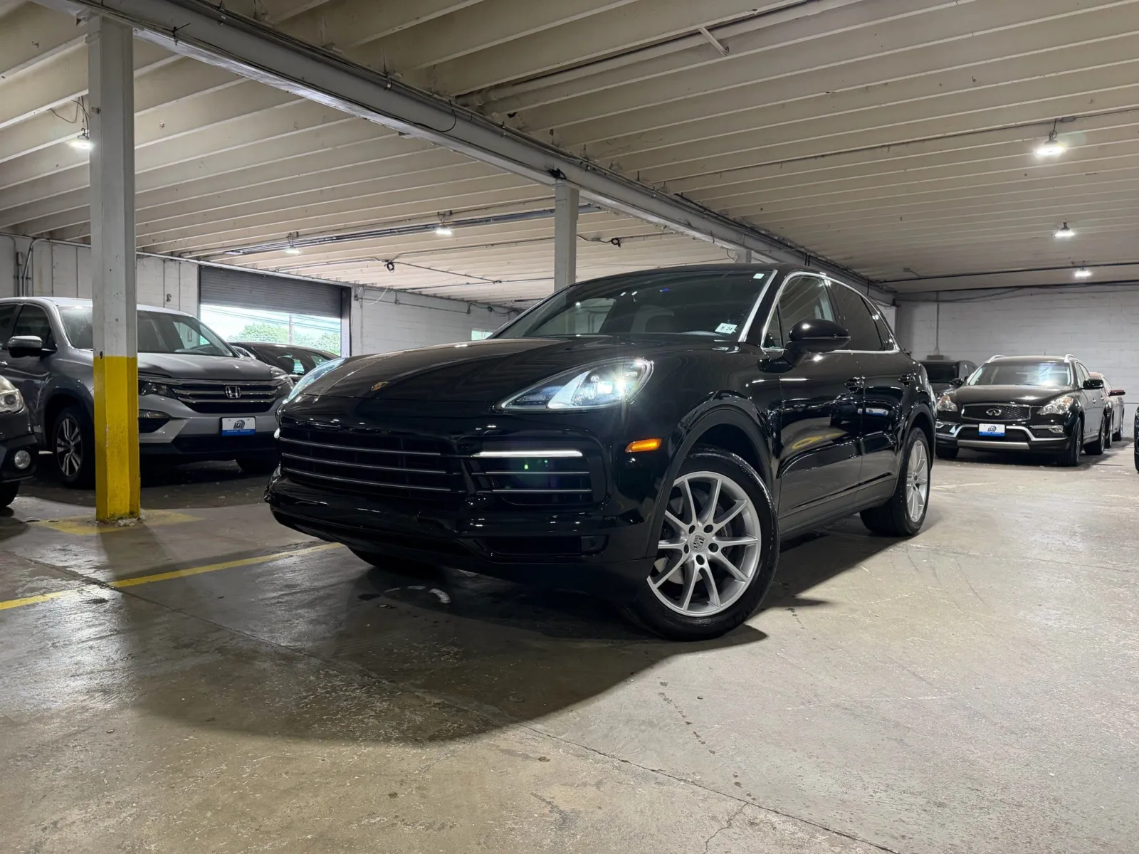 2019 Porsche Cayenne -'s photo