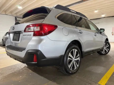 More photos of 2018 Subaru Outback 2.5i Limited at 101 Motors, NJ