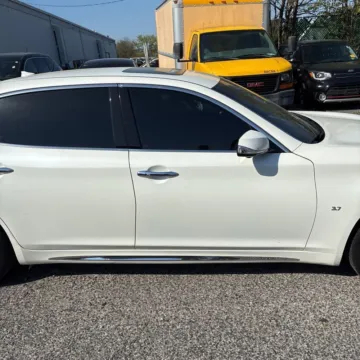 More photos of 2018 INFINITI Q70L 3.7X LUXE at 101 Motors, NJ