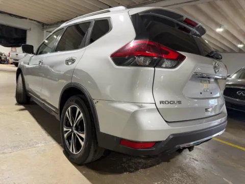 Another view of 2018 Nissan Rogue SL for sale in Carlstadt, NJ at 101 Motors