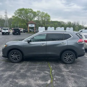Another view of 2016 Nissan Rogue SL for sale in Carlstadt, NJ at 101 Motors