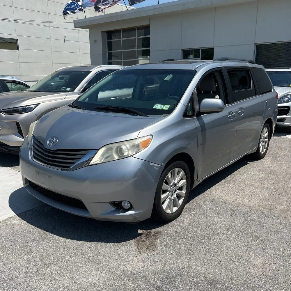 Silver 2013 Toyota Sienna XLE 7 Passenger for sale in Carlstadt, NJ