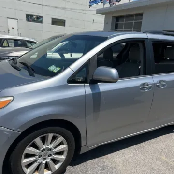 Photos of 2013 Toyota Sienna XLE 7 Passenger for sale in Carlstadt, NJ at 101 Motors