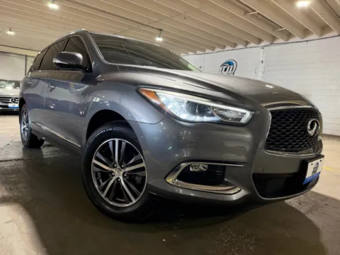 More photos of 2018 INFINITI QX60 at 101 Motors, NJ