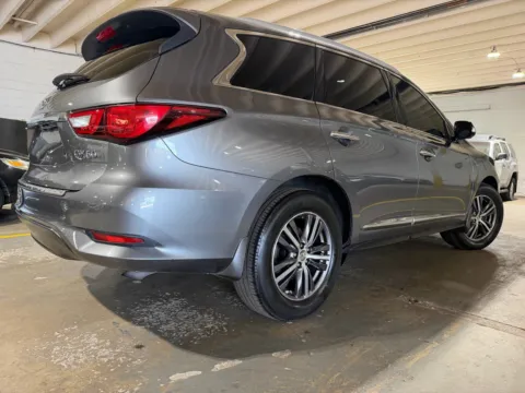 More photos of 2018 INFINITI QX60 at 101 Motors, NJ