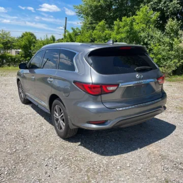 More photos of 2018 INFINITI QX60 at 101 Motors, NJ