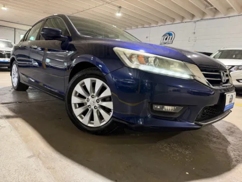 More photos of 2015 Honda Accord EX-L V-6 at 101 Motors, NJ