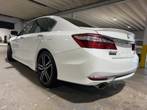 Another view of 2017 Honda Accord Sport SE for sale in Carlstadt, NJ at 101 Motors