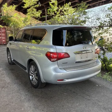 More photos of 2012 INFINITI QX56 at 101 Motors, NJ
